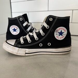 Converse Kids Chuck Taylor All Star Classic High Top, size 1, black